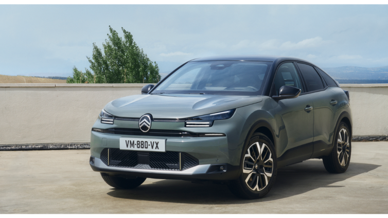 Immagine di A Parigi debuttano le nuove Citroën C4 e C4 X