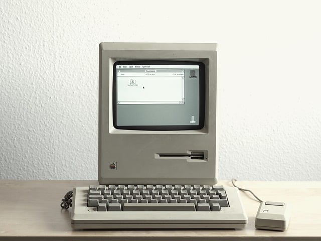 Immagine di Un Mac di 40 anni fa torna online grazie a un Rasperry Pi