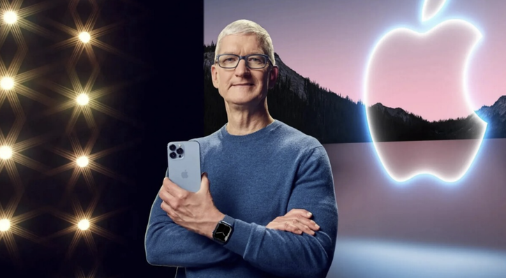 Immagine di Tim Cook usa tutti i prodotti Apple ogni giorno: ma com'è possibile?