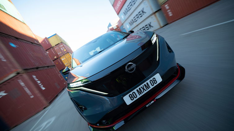 Immagine di Nissan shock: 9 mila licenziamenti e capacità produttiva ridotta del 20%