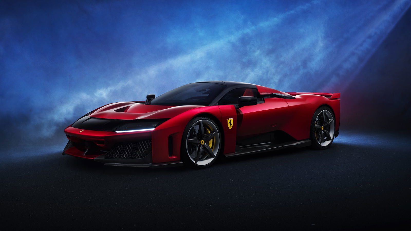 Immagine di La nuova Ferrari F80 ha 1.200 CV e costa 3,5 milioni di euro