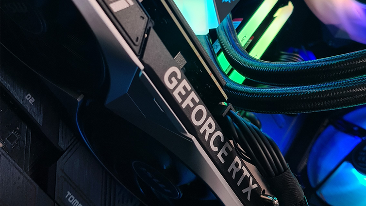 Immagine di Configurazione con GeForce RTX 4070 SUPER a meno di 2000 euro, come va nei giochi?