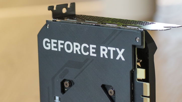 Immagine di RTX 4010: la scheda video che nemmeno NVIDIA sa di aver prodotto