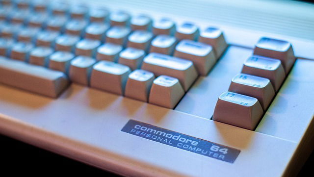 Immagine di Panetteria usa ancora un Commodore 64 come registratore di cassa