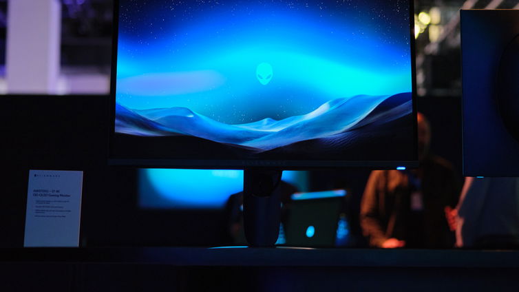 Immagine di Nuovi standard per il gaming con il monitor Alienware 27 4K QD-OLED