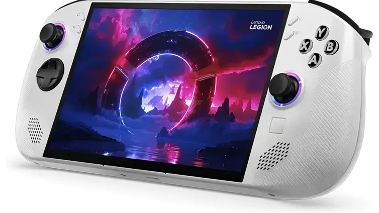 Immagine di Lenovo Legion Go S è ufficiale, una versione avrà SteamOS