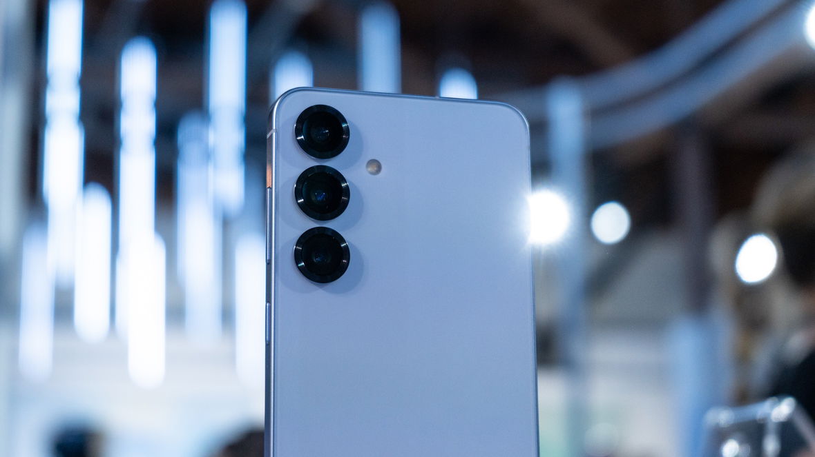 Galaxy S26 avrà una nuova fotocamera, era ora!