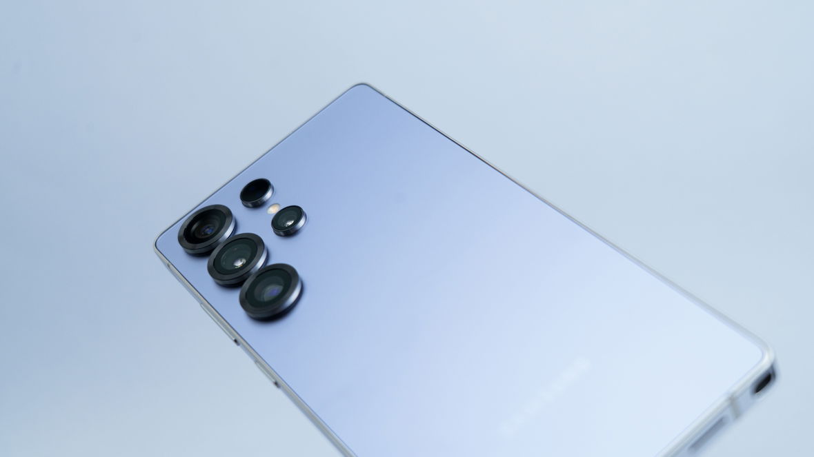 Samsung non molla, Galaxy S26 avrà un chip a 2nm in Europa (ma non ne sarete contenti)