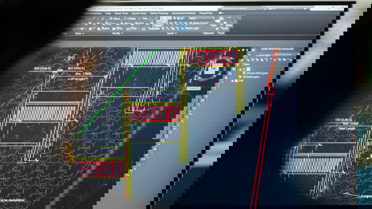 Immagine di AutoCAD non funziona su Windows 11 24H2, bloccato l'aggiornamento