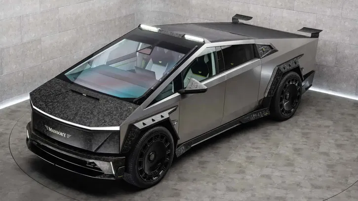 Immagine di Mansory stravolge il Cybertruck di Tesla: un disastro?