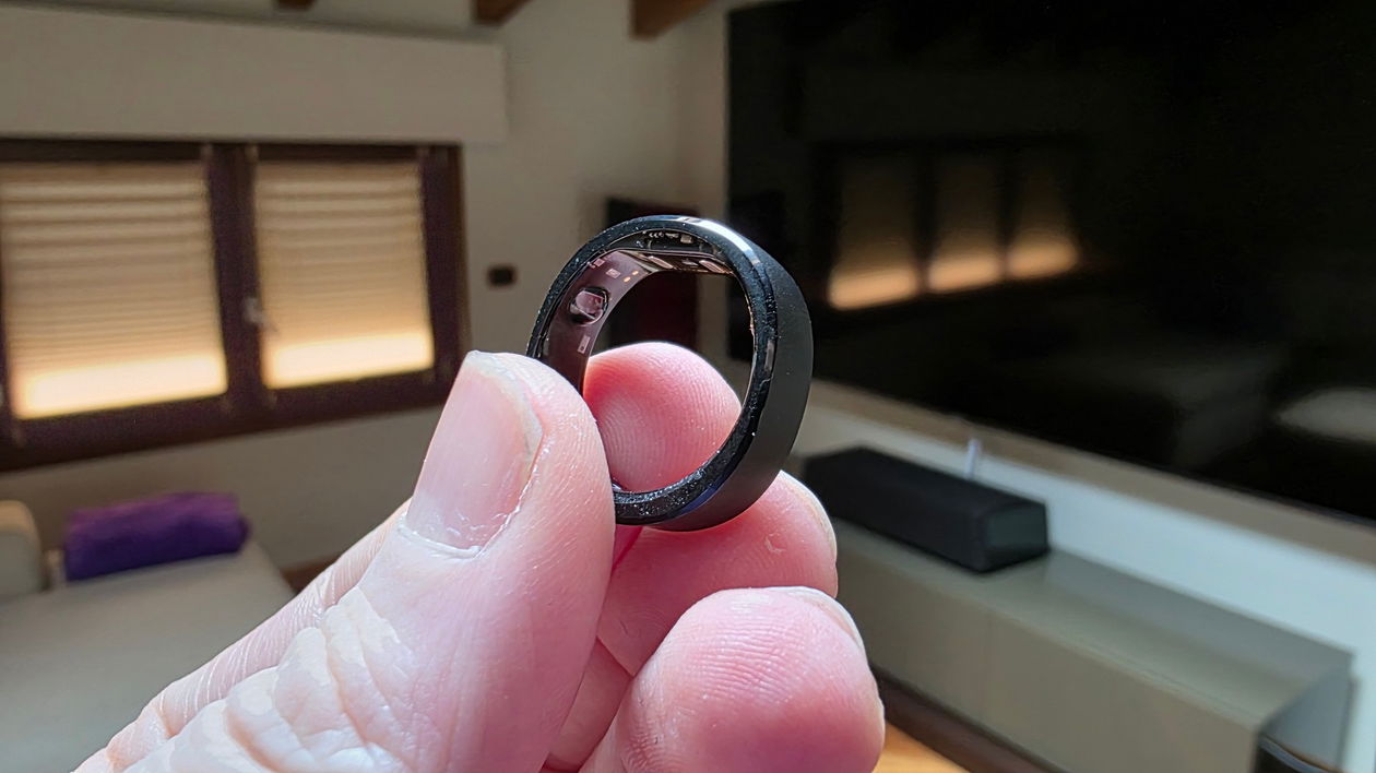 Immagine di RingConn 2, lo smart ring senza abbonamento | Test & Recensione