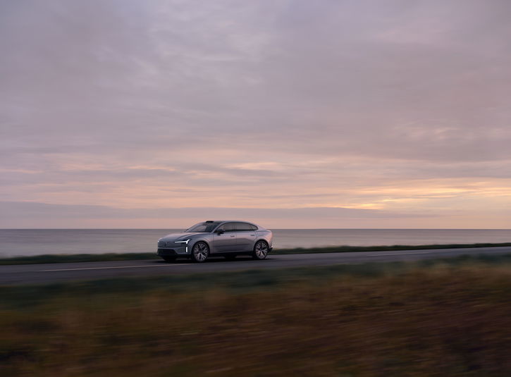 Immagine di Abbiamo visto dal vivo il futuro di Volvo: la nuova ES90