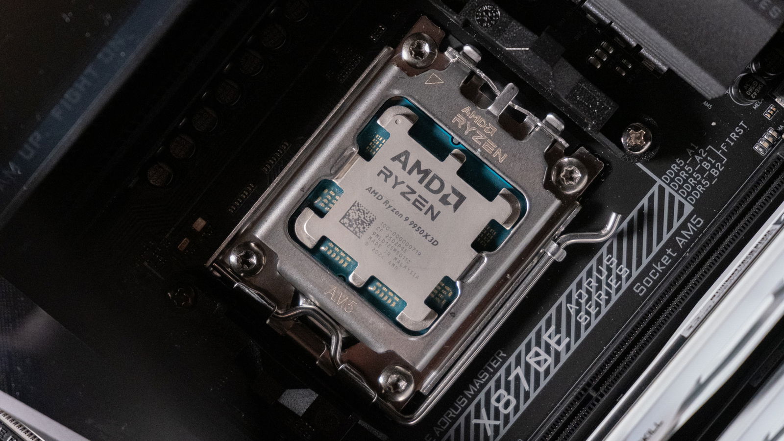 AMD prepara due nuovi Ryzen 9000 con 3D V-Cache