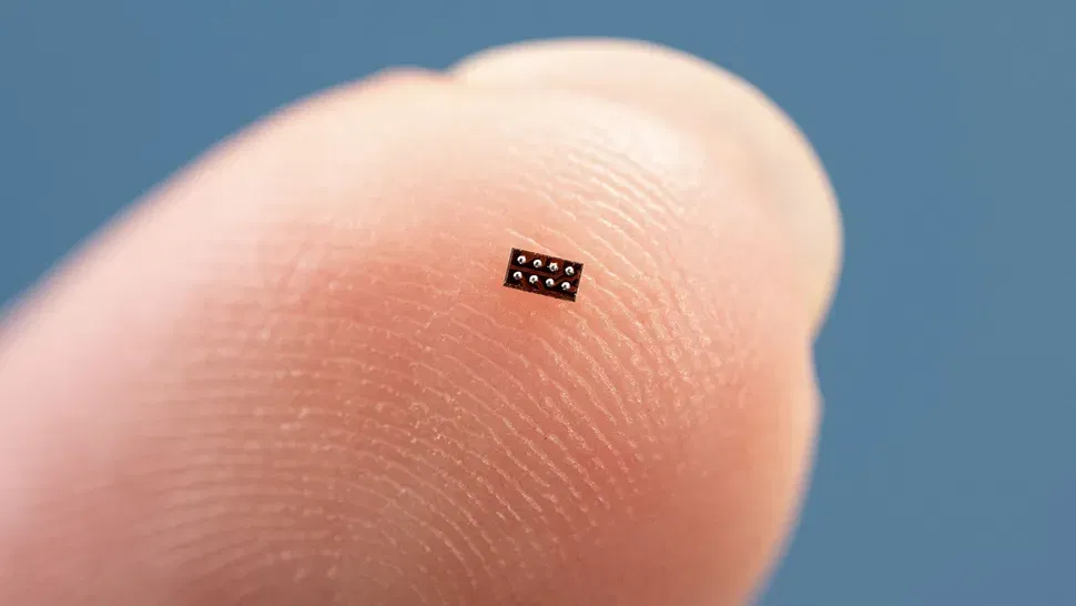 Immagine di Il microcontrollore più piccolo al mondo è grande 1,38 mm²