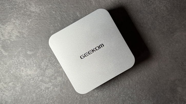 Immagine di Geekom A6, mini PC potente e versatile | Test & Recensione