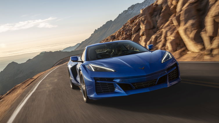 Immagine di Chevrolet Corvette E-Ray: con l'ibrido è più potente!