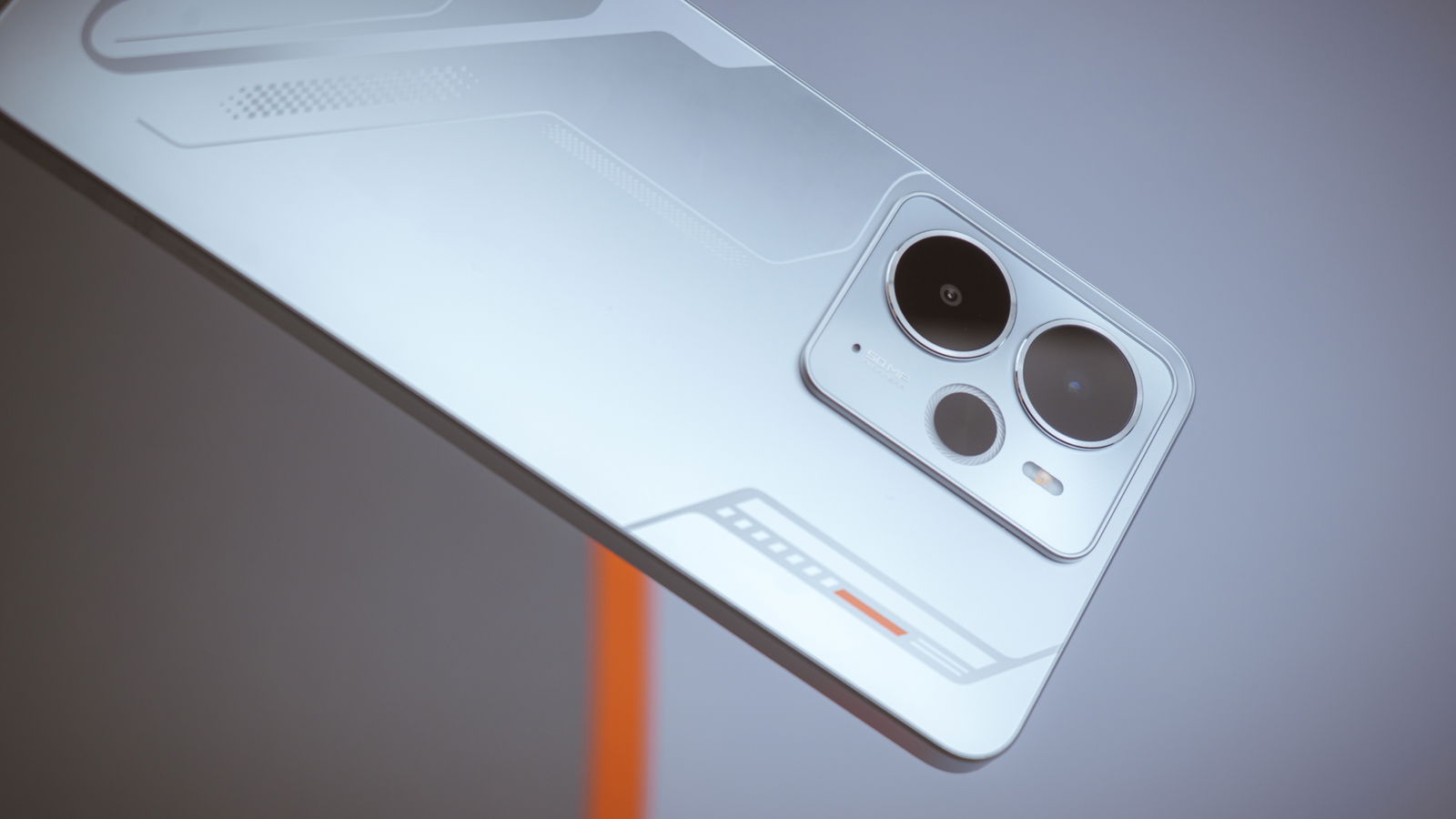 Immagine di realme 14 5G: smartphone da gaming che costa poco, ma ne vale la pena? | Recensione