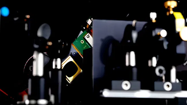 Immagine di Western Digital investe in Cerabyte per realizzare un HDD indistruttibile