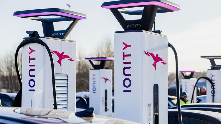 Immagine di L'Europa ha già la sua rete di supercharger (non Tesla)