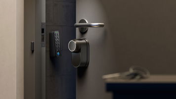 SwitchBot presenta due nuovi prodotti: la serratura smart Lock Ultra e Hub 3