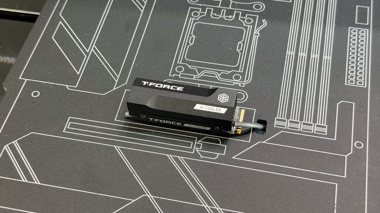 Immagine di TeamGroup presenta il rivoluzionario SSD cooler termoelettrico