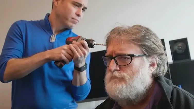 Immagine di Gabe Newell sfida Neuralink con un nuovo chip cerebrale