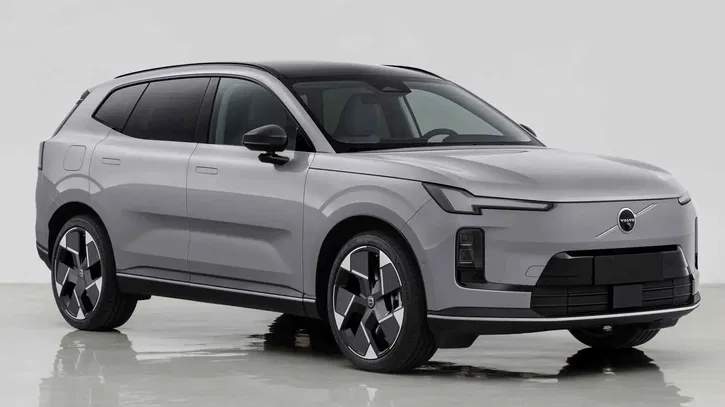 Immagine di Chi si rivede: la Volvo XC70 ritorna ma diventa un SUV