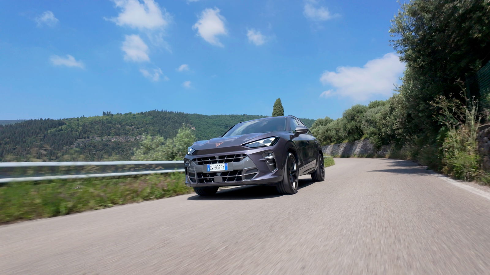 Cupra Terramar e-Hybrid: un SUV di grande personalità