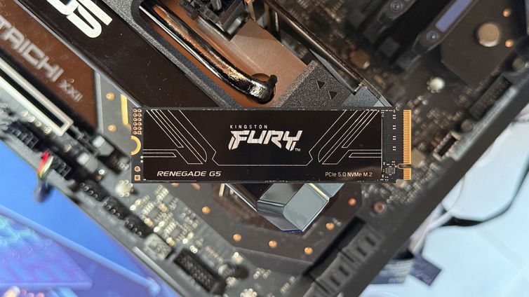 Immagine di Kingston Fury Renegade G5, SSD PCIe 5.0 velocissimo | Test & Recensione