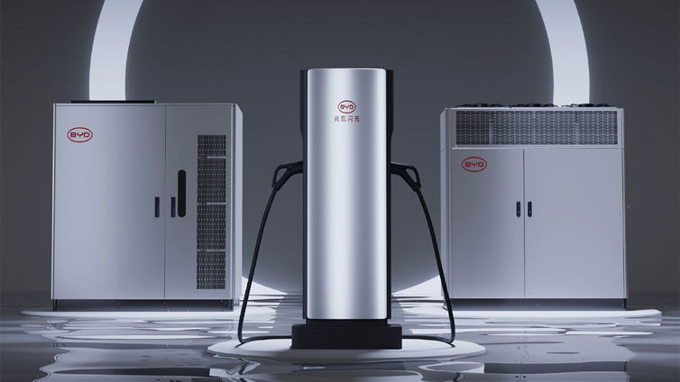Immagine di BYD: in arrivo 15.000 caricatori ultra-rapidi da un megawatt