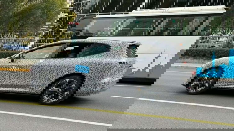 Immagine di Huawei dice di avere delle batterie da 3.000 km di autonomia