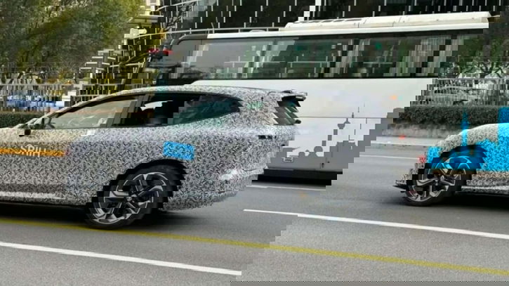 Immagine di Huawei dice di avere delle batterie da 3.000 km di autonomia