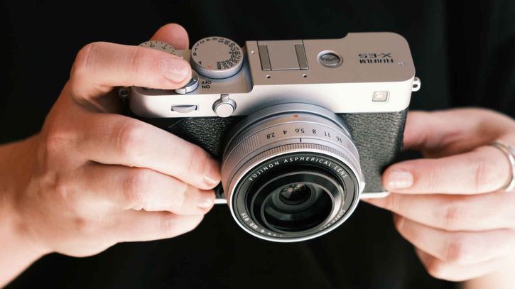 Immagine di Fujifilm X-E5: una X100VI con lenti intercambiabili? Sì, grazie!