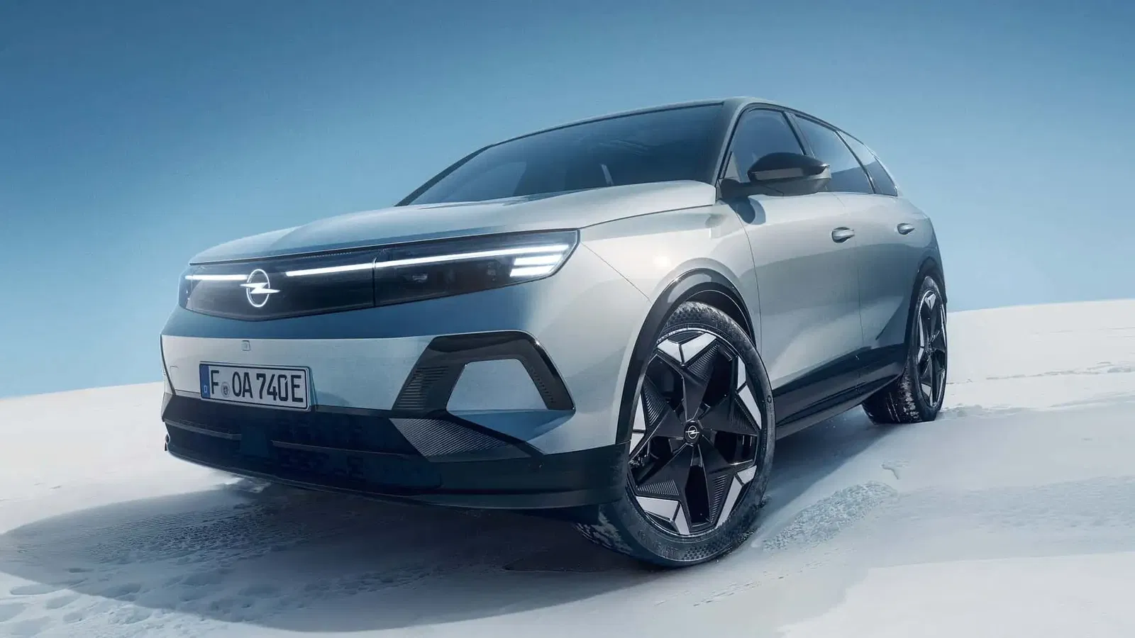 Opel Grandland: arriva la versione a trazione integrale