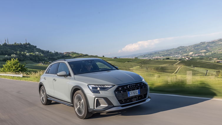 Immagine di Audi A3 Allstreet: vestito da SUV ma consumi da utilitaria
