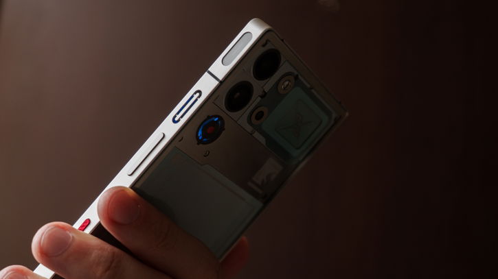 Immagine di RedMagic 10S Pro è nato per vincere, non solo per giocare | Recensione