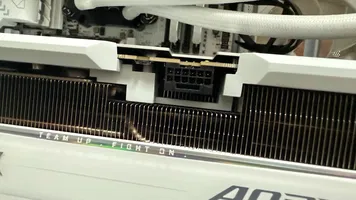 Nessuna GPU NVIDIA sembra al sicuro dai connettori che si sciolgono