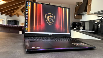 MSI Raider 18 HX AI 2025, potenza estrema per chi può rinunciare alla portabilità | Test & Recensione