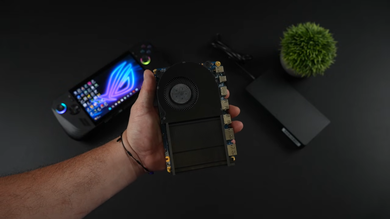 Immagine di RTX 5060 su ROG Ally: la mod che cambia come giocate
