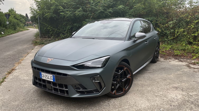 Immagine di Cupra Leon VZ plug-in, cosa mi piace e cosa no | La mia prova