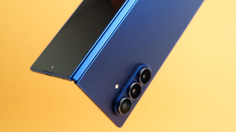 Immagine di Samsung si ispira ad Apple per le notifiche in One UI 8.5