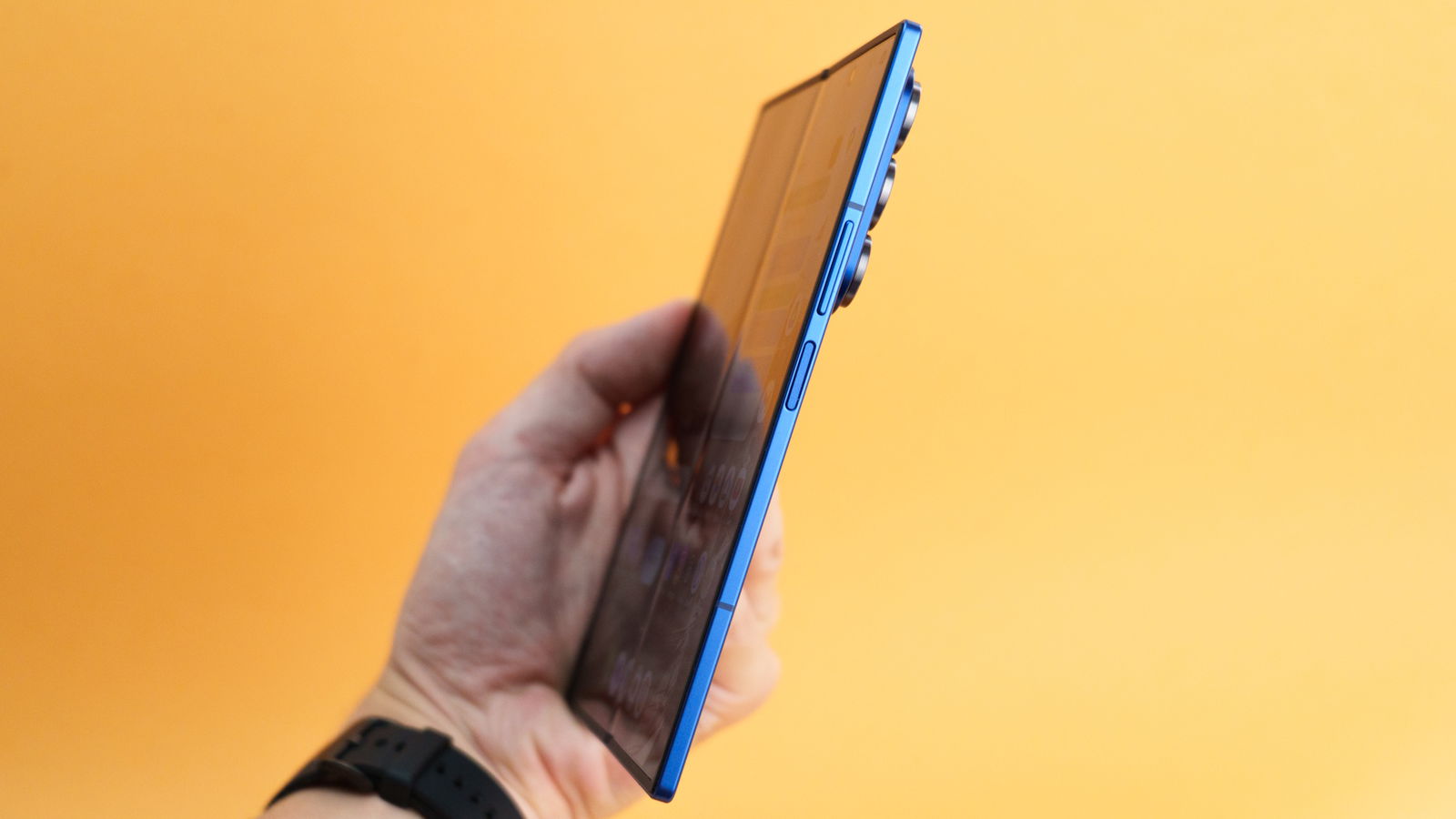 Più leggero e con più autonomia! Fold8 punterà sull'affinamento