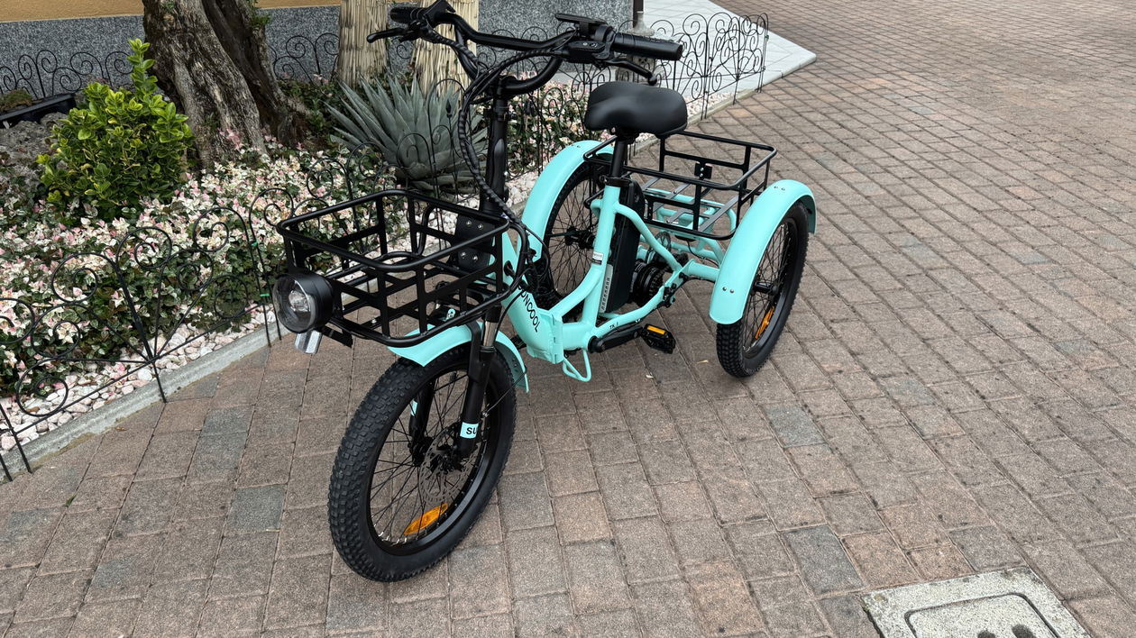 Immagine di Mooncool TK1 Folding Electric Trike: il triciclo elettrico per la città | Test & Recensione