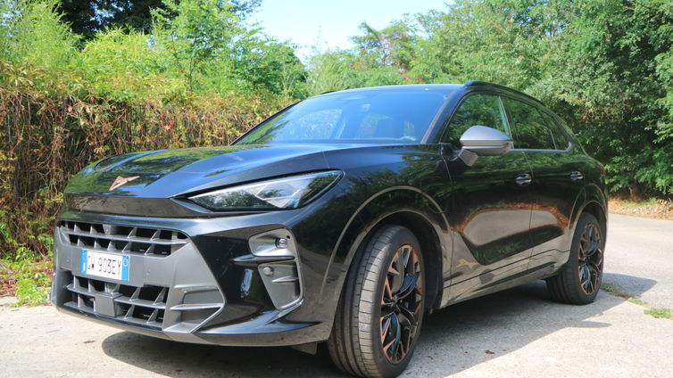 Immagine di Cupra Terramar VZ PHEV, cosa mi piace e cosa no | La mia prova