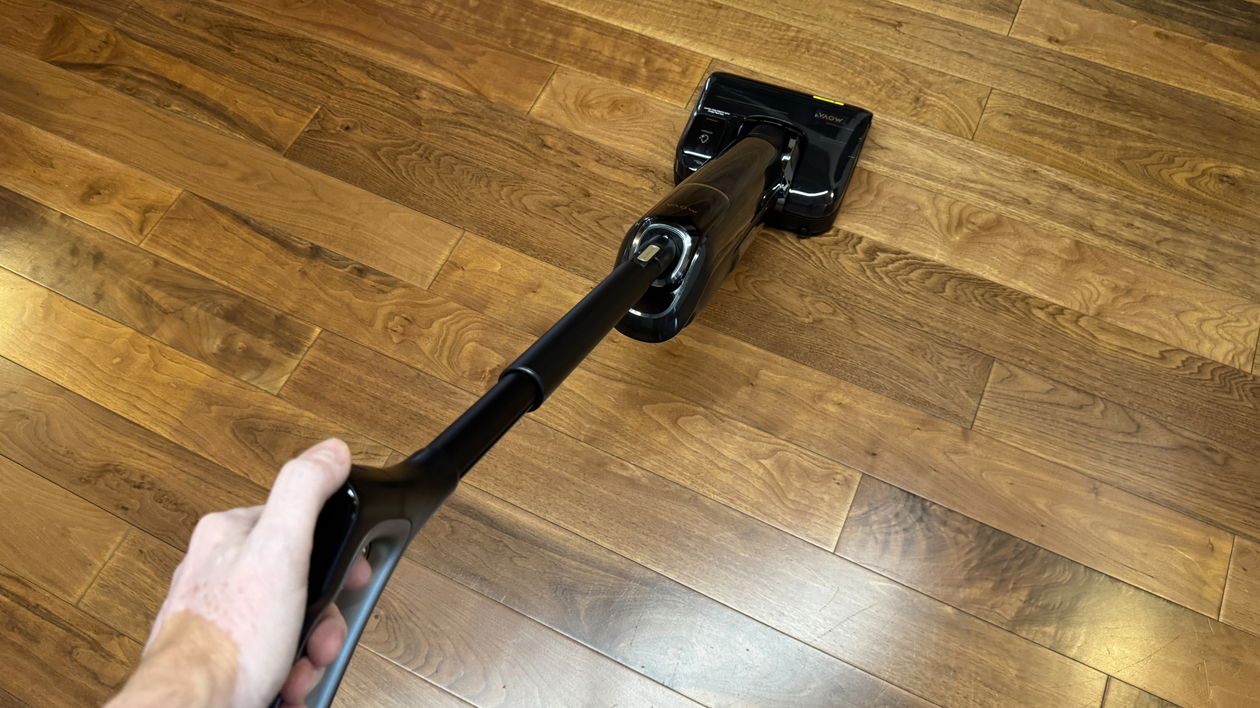 Immagine di Mova M50 Ultra, la lavapavimenti che s’infila sotto i mobili | Test & Recensione