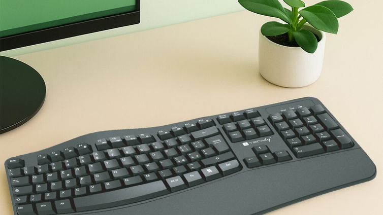 Immagine di Tastiera ergonomica Techly IDATA 955-UBK-ERGO
