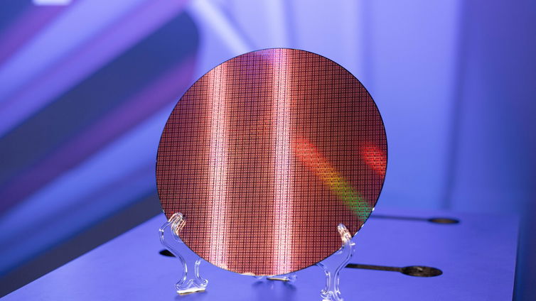 Immagine di Intel sfida AMD: le GPU integrate fanno sul serio