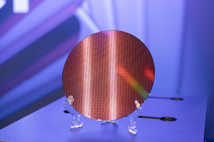 Immagine di Intel sfida AMD: le GPU integrate fanno sul serio