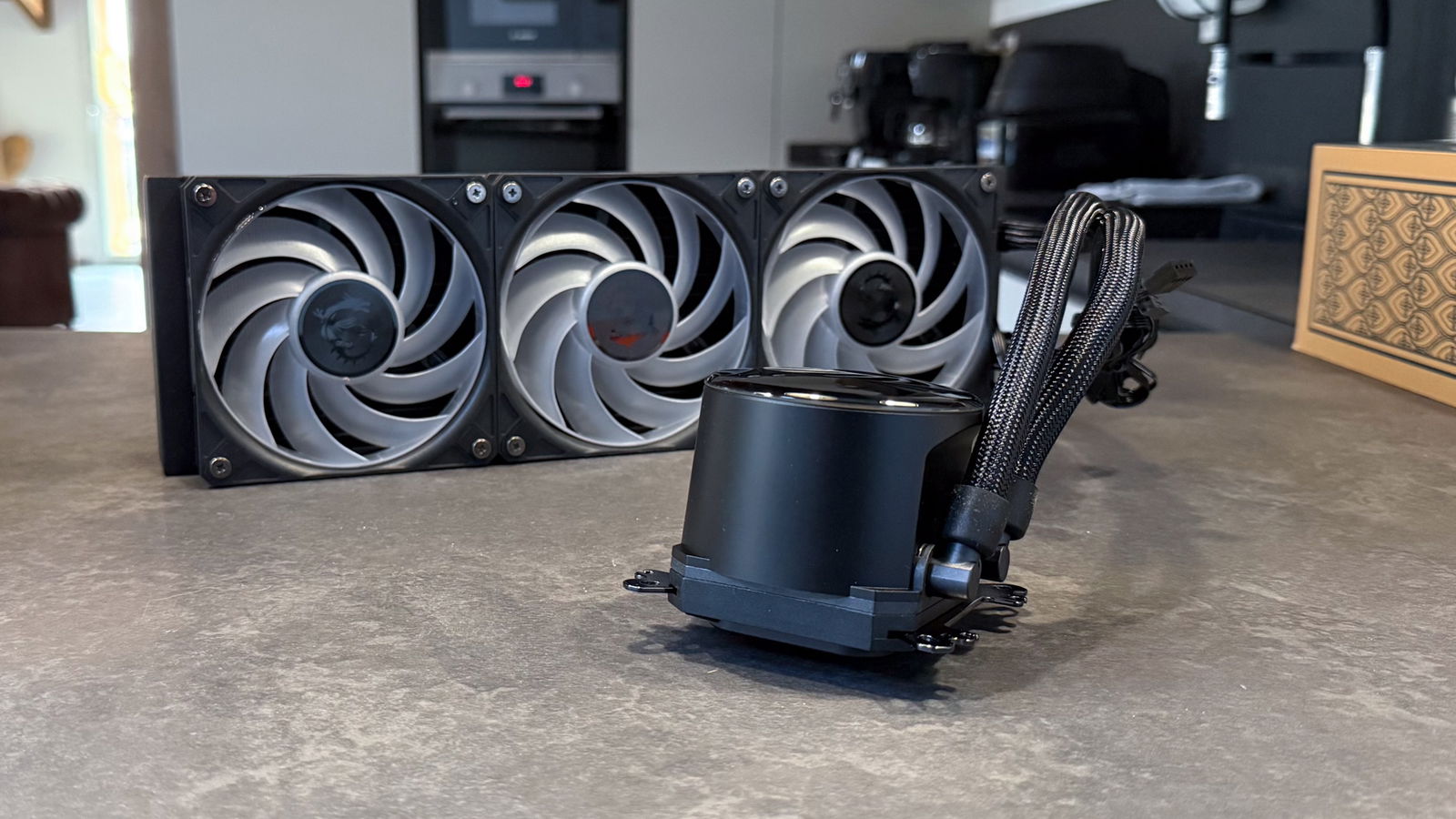 MSI MPG CORELIQUID P13, equilibrio tra design e prestazioni | Test & Recensione