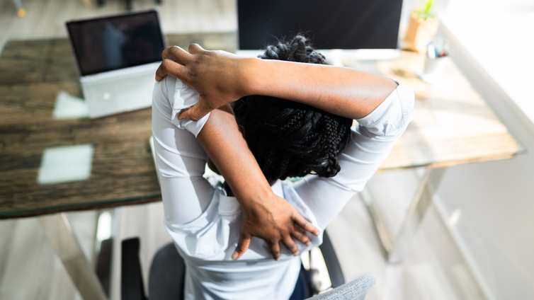 Immagine di Dolore al polso col mouse? Cause comuni e come prevenirlo